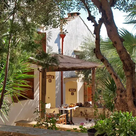 Natalia's ゲストハウス 4*